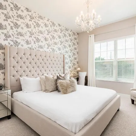 4 Bedroom 4 Ba Luxury Villa 5 Min To Disney Bbq & Hot Tub